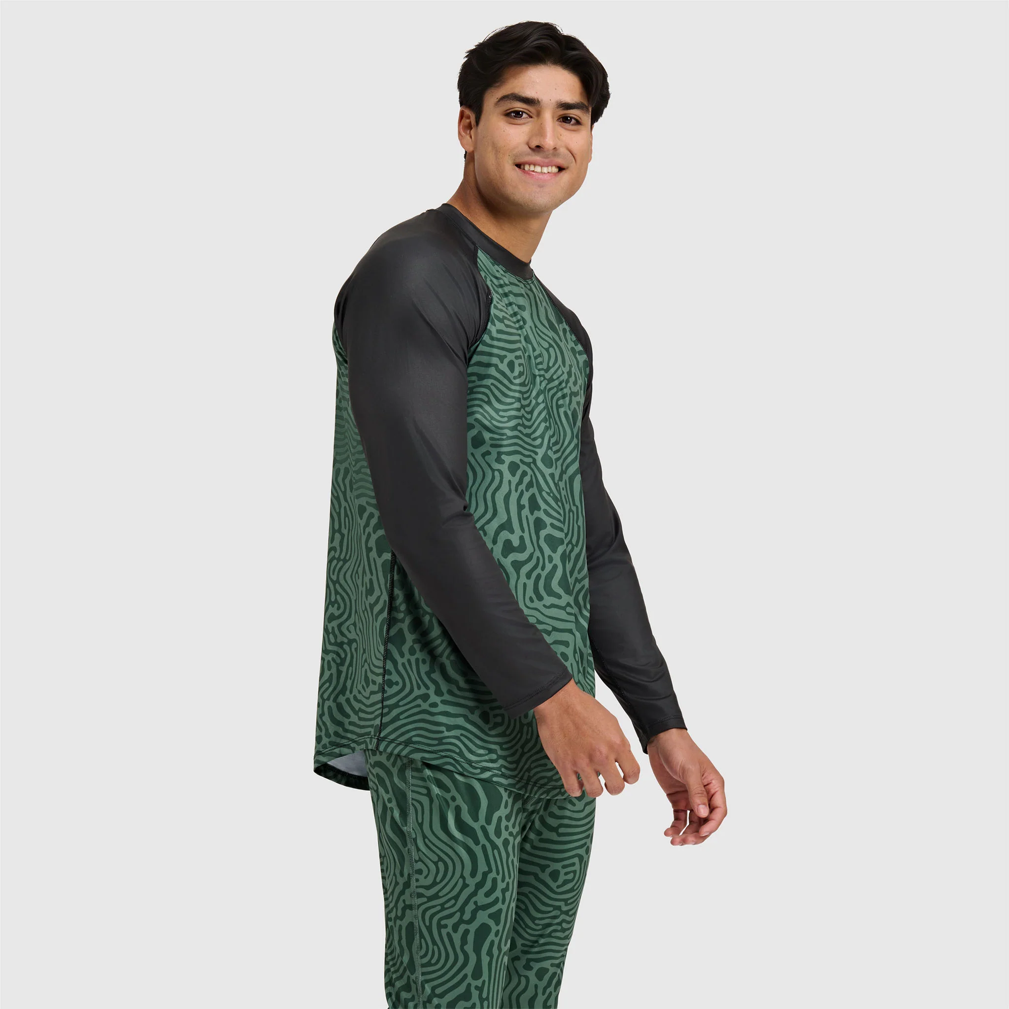 Men's Skyliner All-Season Base Layer Crewneck - Image 15