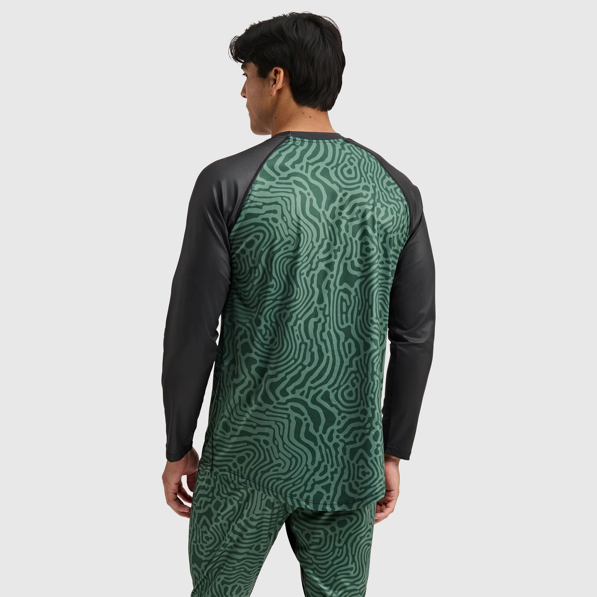 Men's Skyliner All-Season Base Layer Crewneck - Image 16