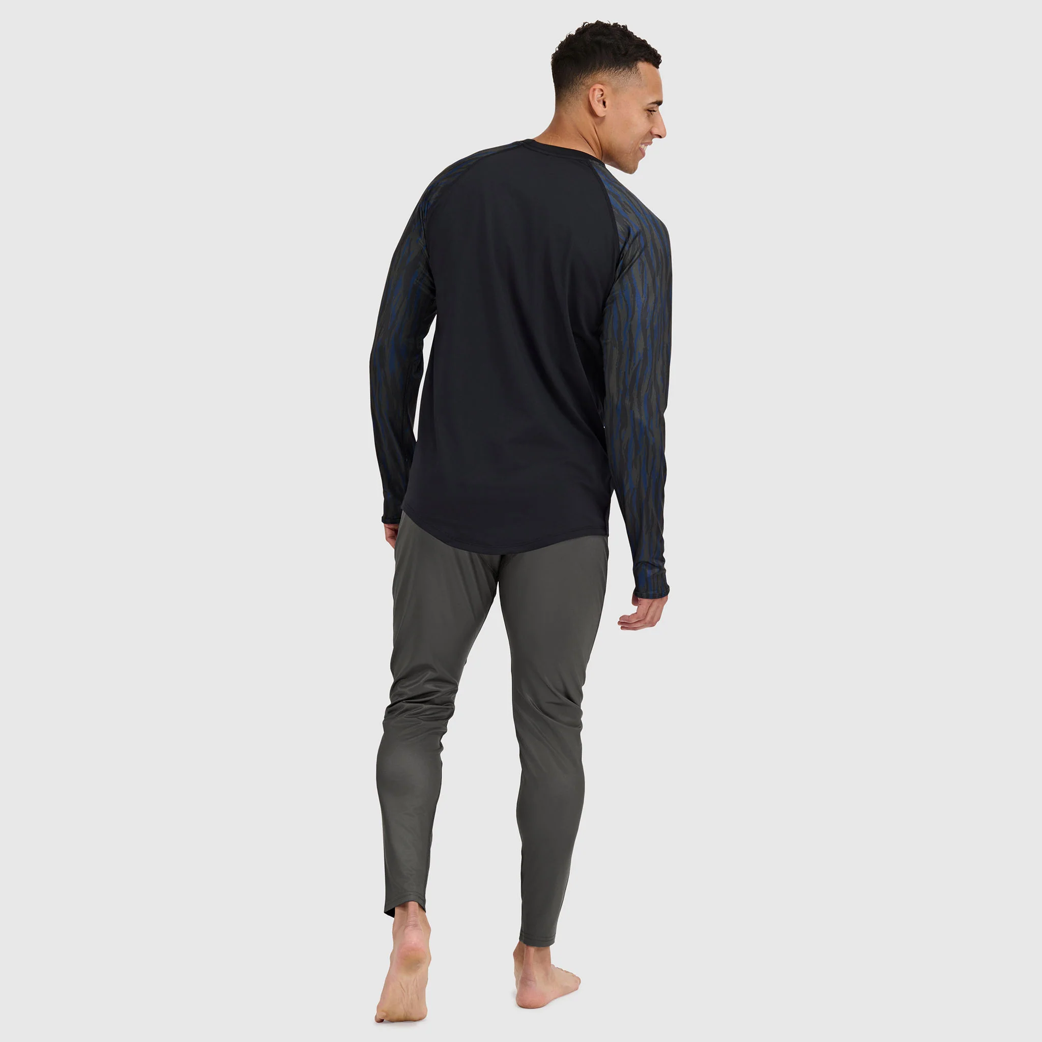 Men's Vista Base Layer Crewneck - Image 11