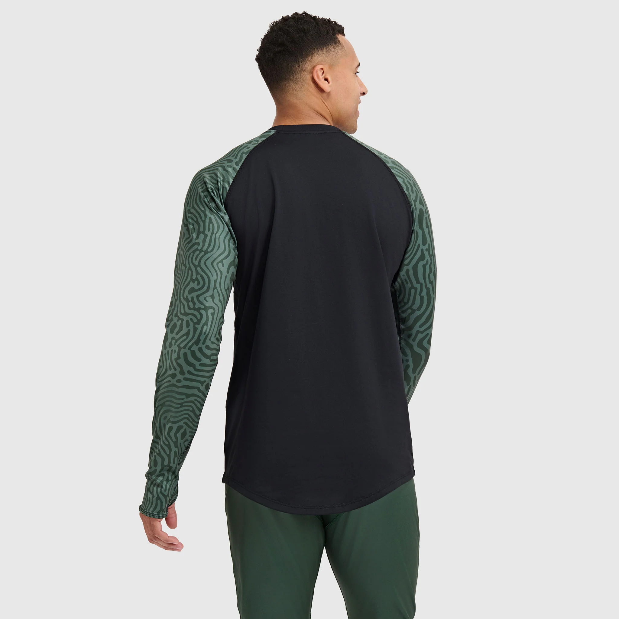 Men's Vista Base Layer Crewneck - Image 17