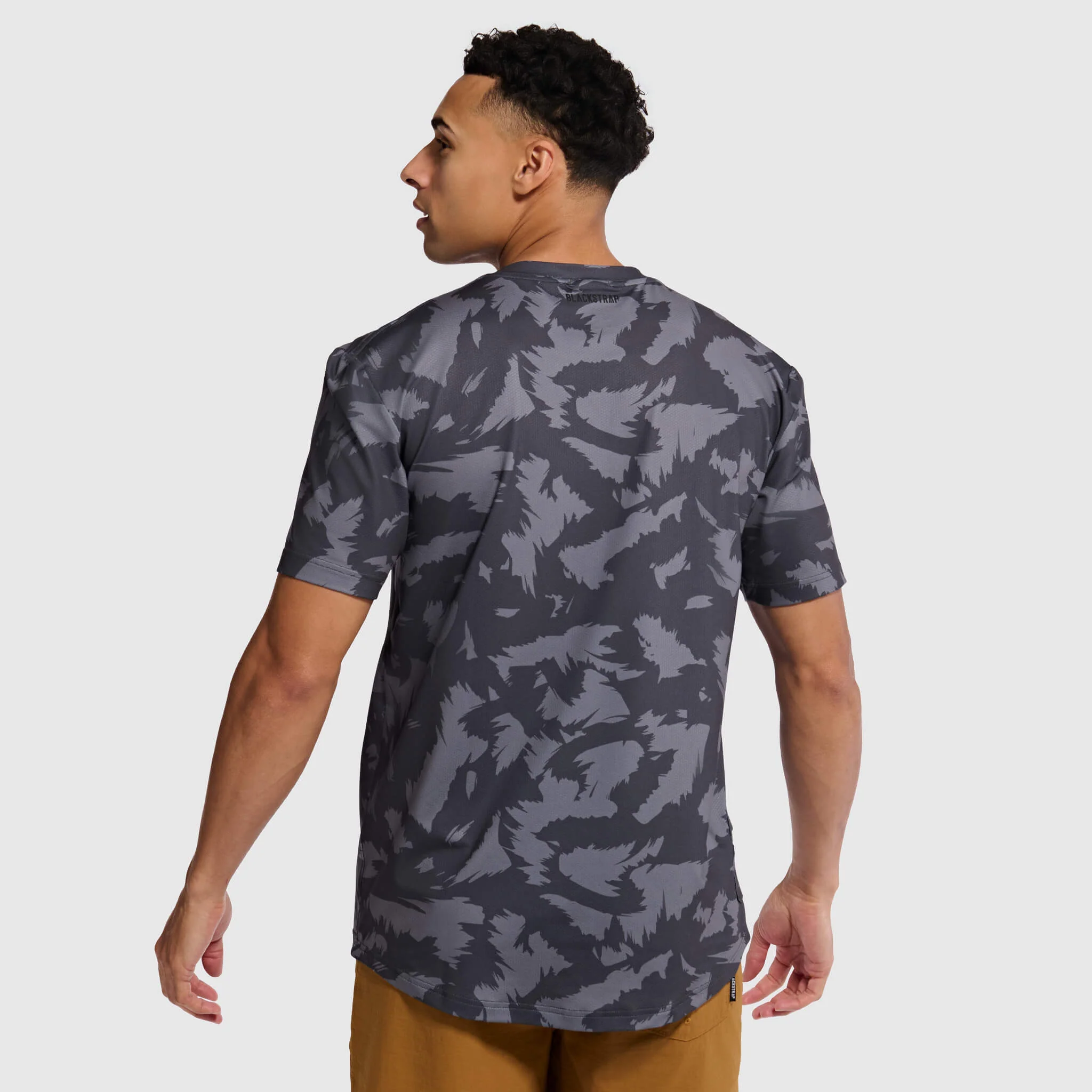 Men's Voyage Short Sleeve Trail Shirt - Image 4