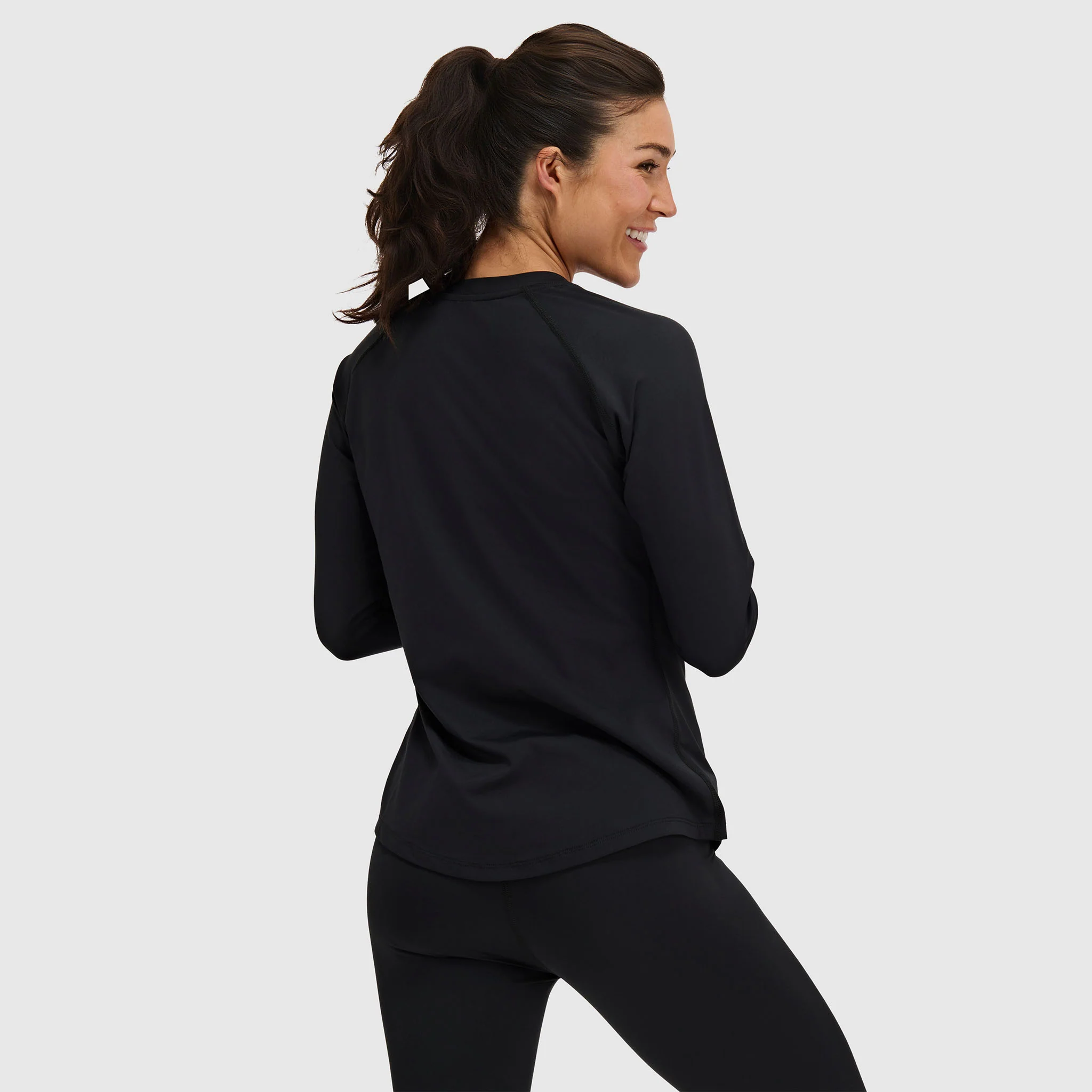 Women's Skyliner All-Season Base Layer Crewneck - Image 17