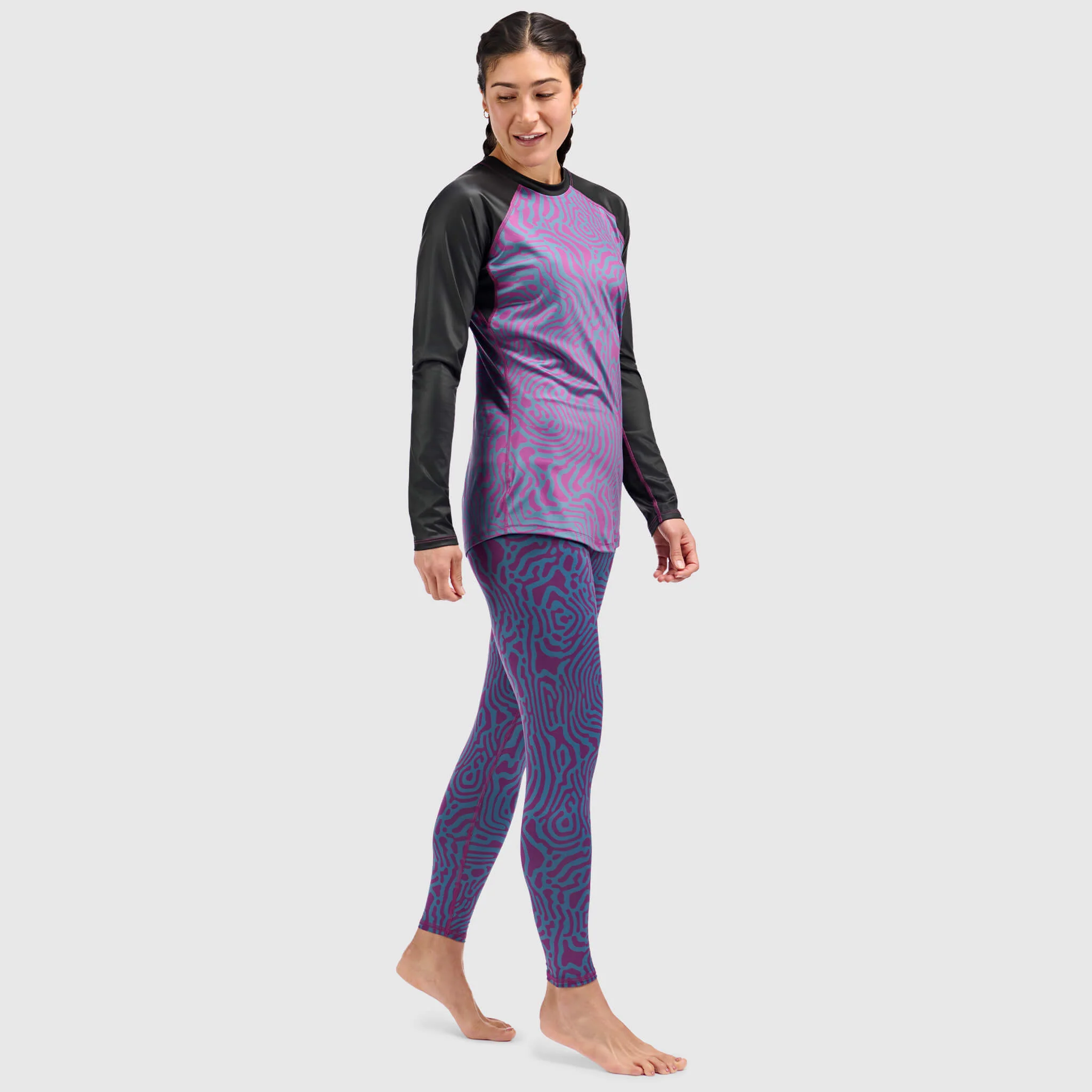 Women's Skyliner All-Season Base Layer Crewneck - Image 4